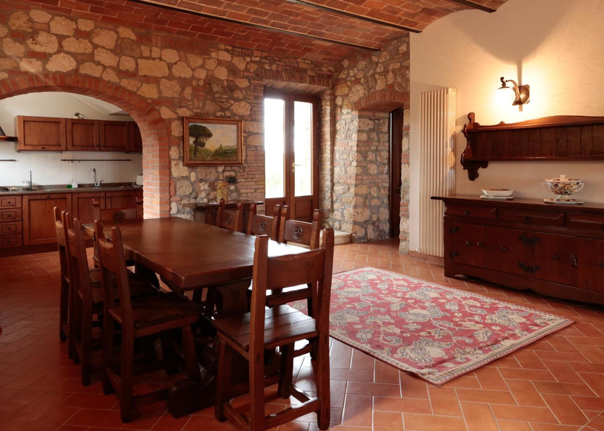 Borgo Poggio Bianco *