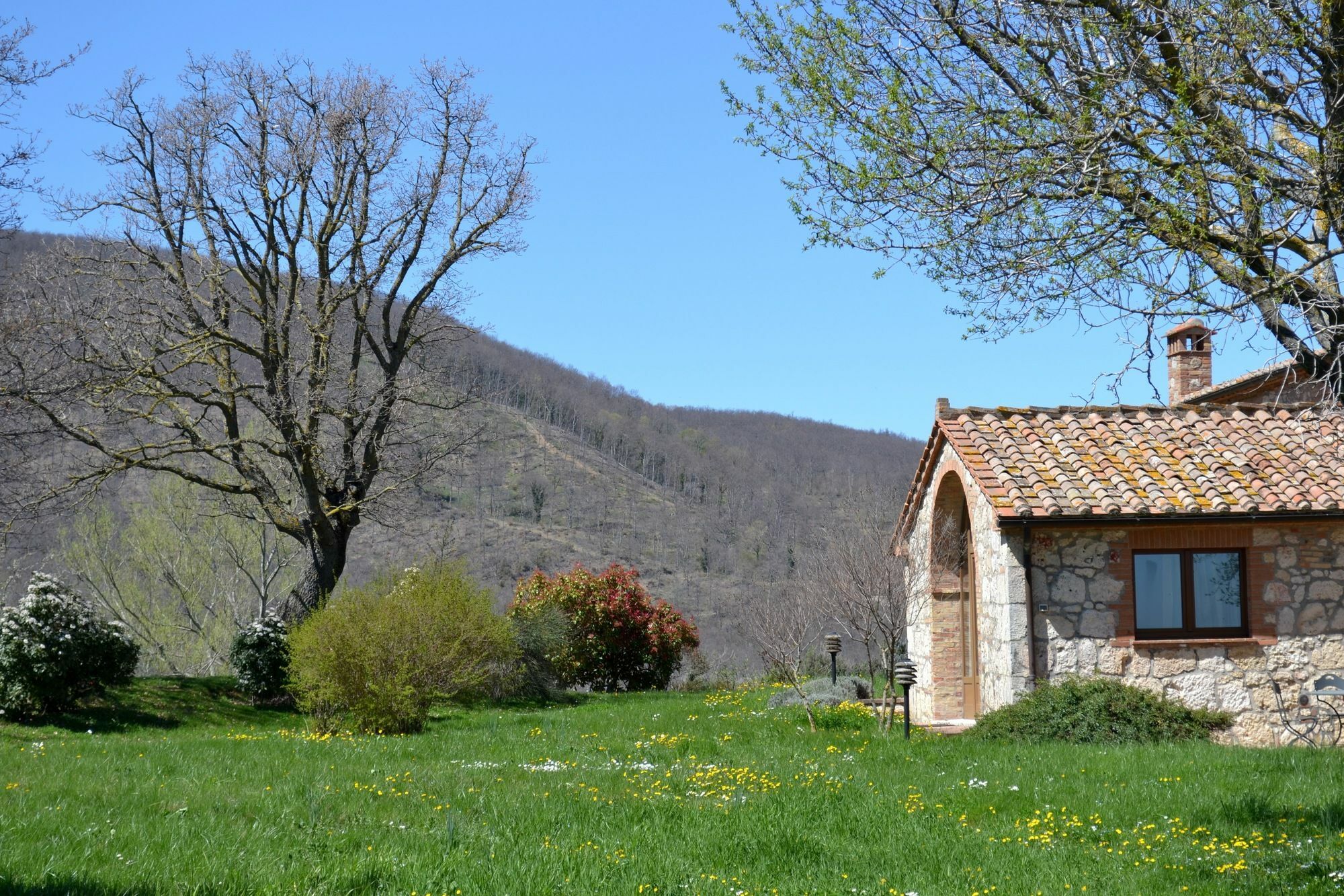Borgo Poggio Bianco * Sarteano