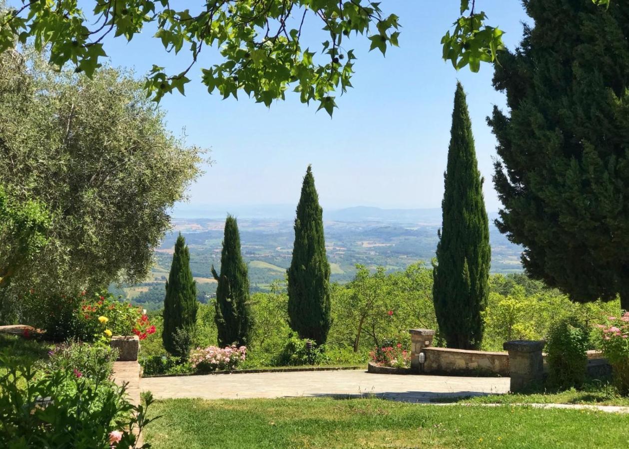 Borgo Poggio Bianco * Sarteano